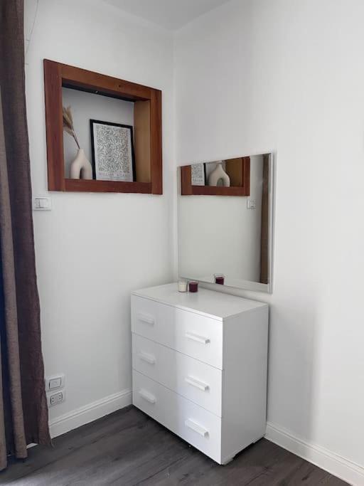 Cozy 2br Centered *